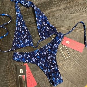 Blue scrunch bikini